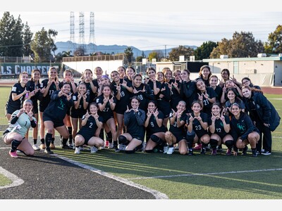 Granada Hills cruised to a comfortable victory against South Gate in the second round of the CIF LA City Section Girls' Soccer Division I Championship.